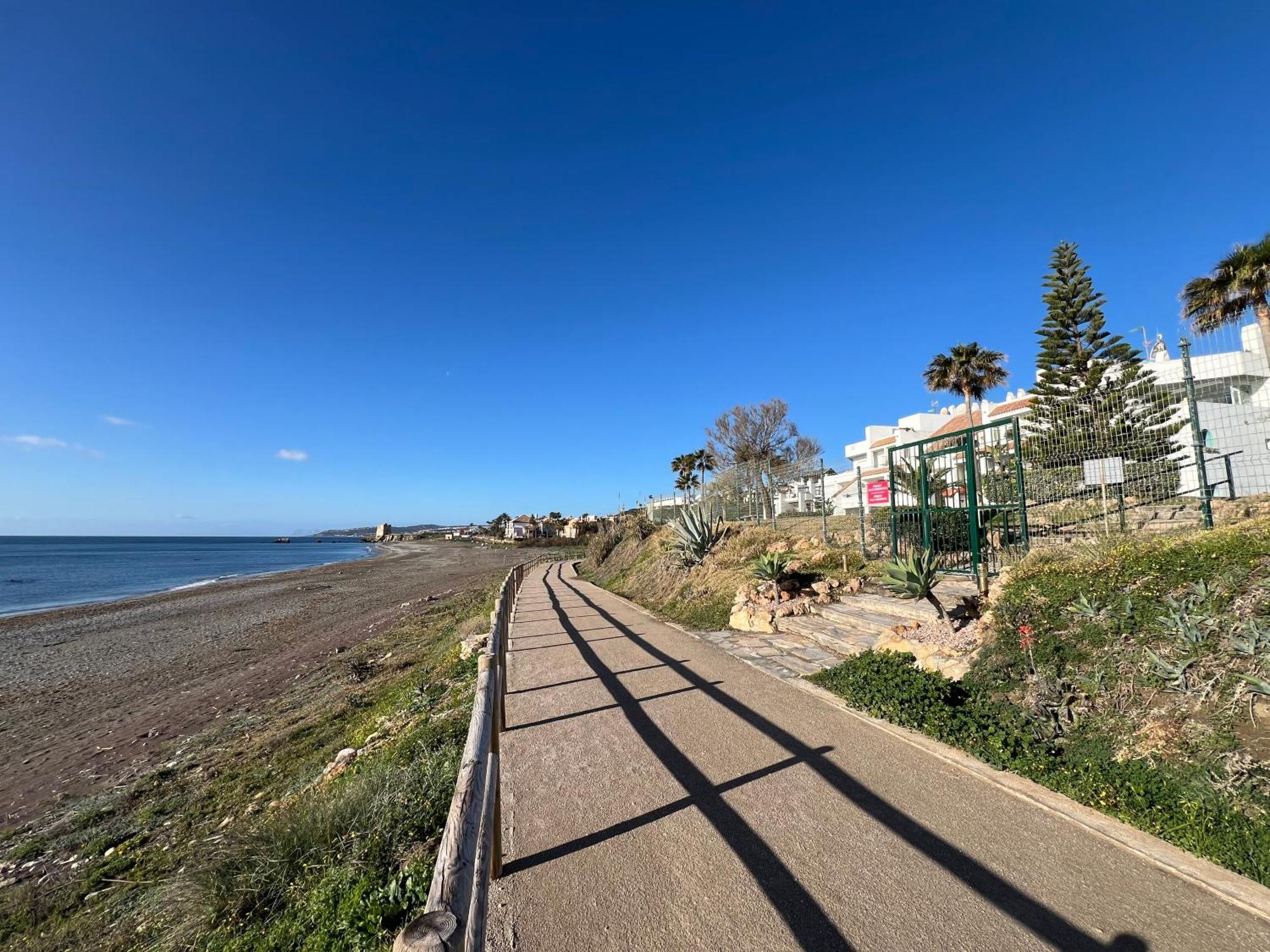 Sunrise Beach Front - Casares Del Mar Εξωτερικό φωτογραφία