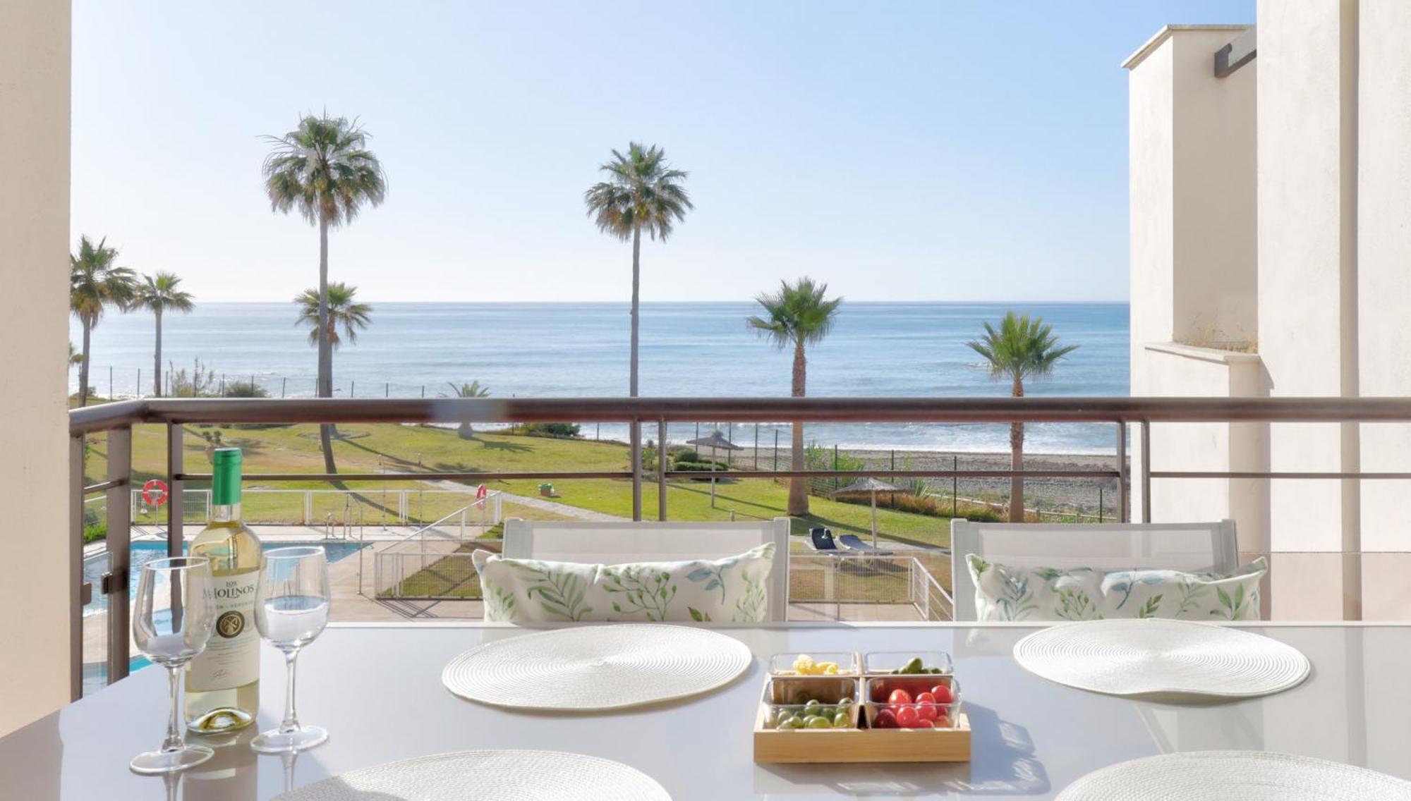 Sunrise Beach Front - Casares Del Mar Εξωτερικό φωτογραφία